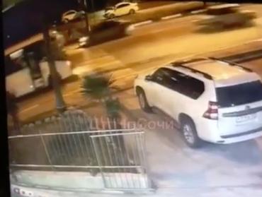 10-летняя девочка погибла под колесами машины полицейского в Сочи
